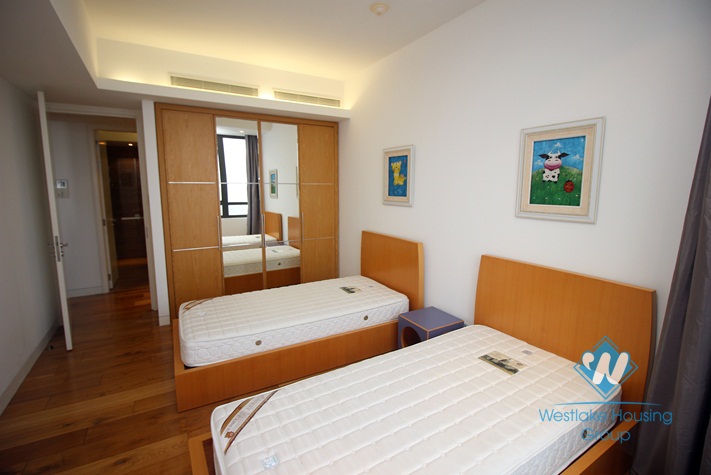Lovely 2 bedroom apartment for rent in Xuan Thuy, Cau Giay